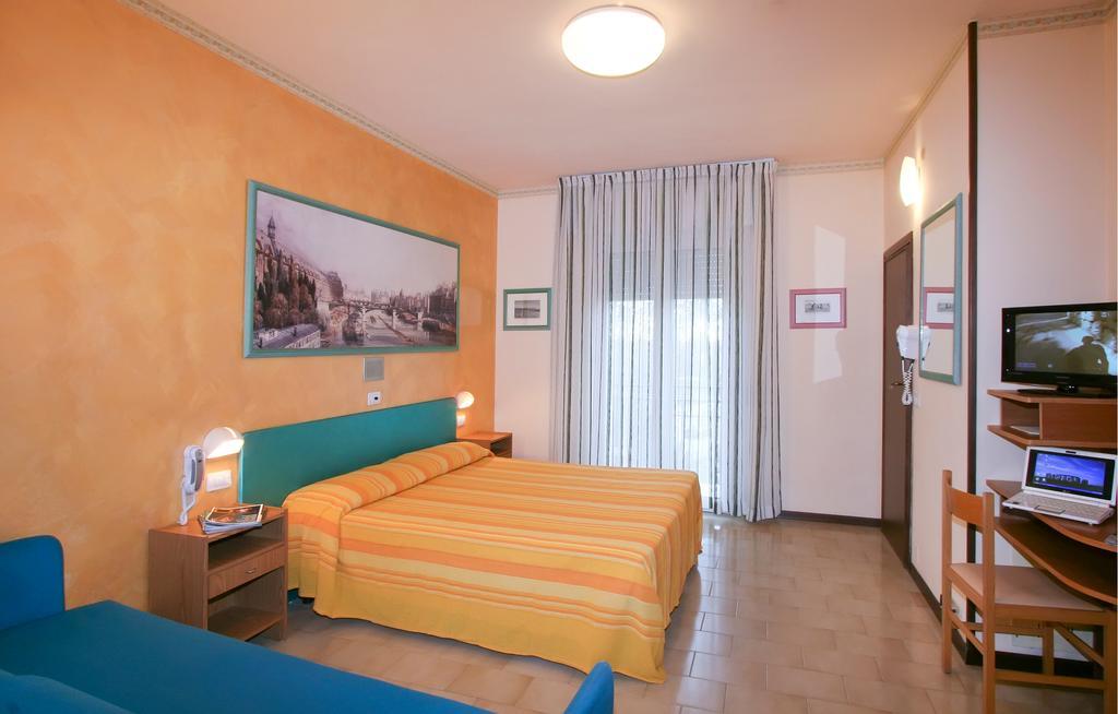 Hotel Marselli Rimini Zewnętrze zdjęcie