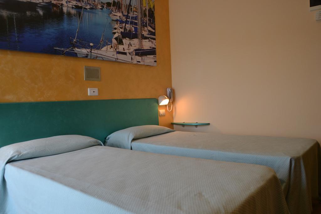 Hotel Marselli Rimini Zewnętrze zdjęcie
