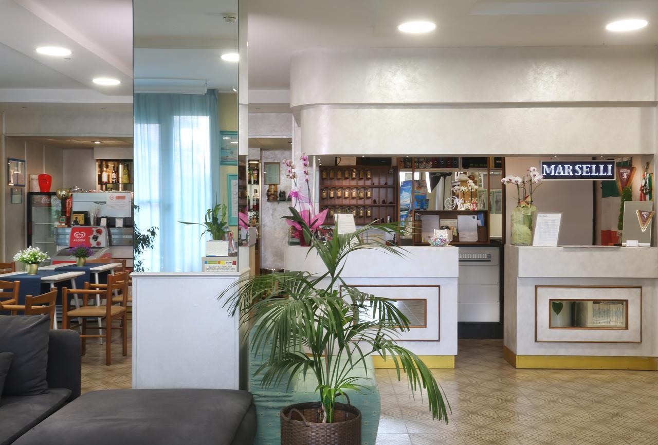 Hotel Marselli Rimini Zewnętrze zdjęcie